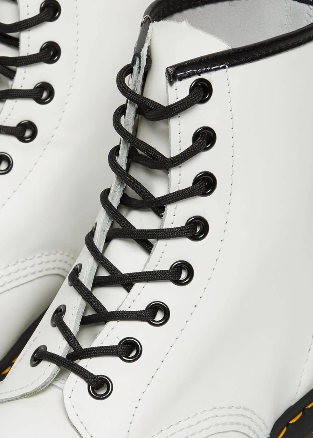 Dr. Martens 1460 Smooth Leren Veterlaarzen Wit – Image 3