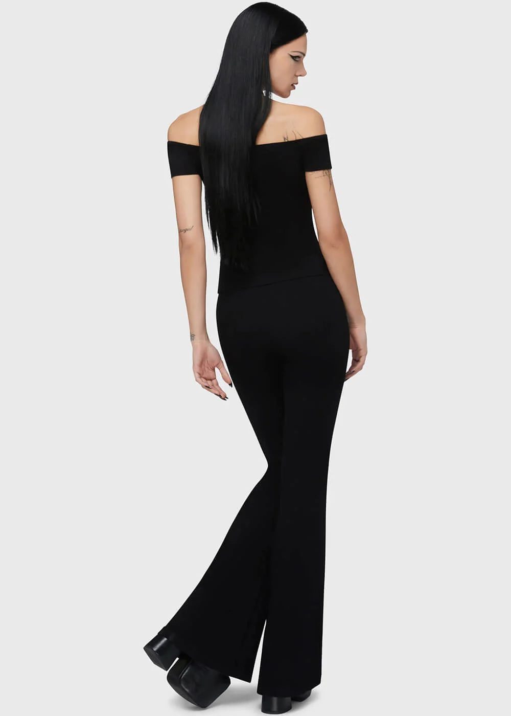 Killstar x Elvira Moonstruck Bardot Top Zwart – Image 5
