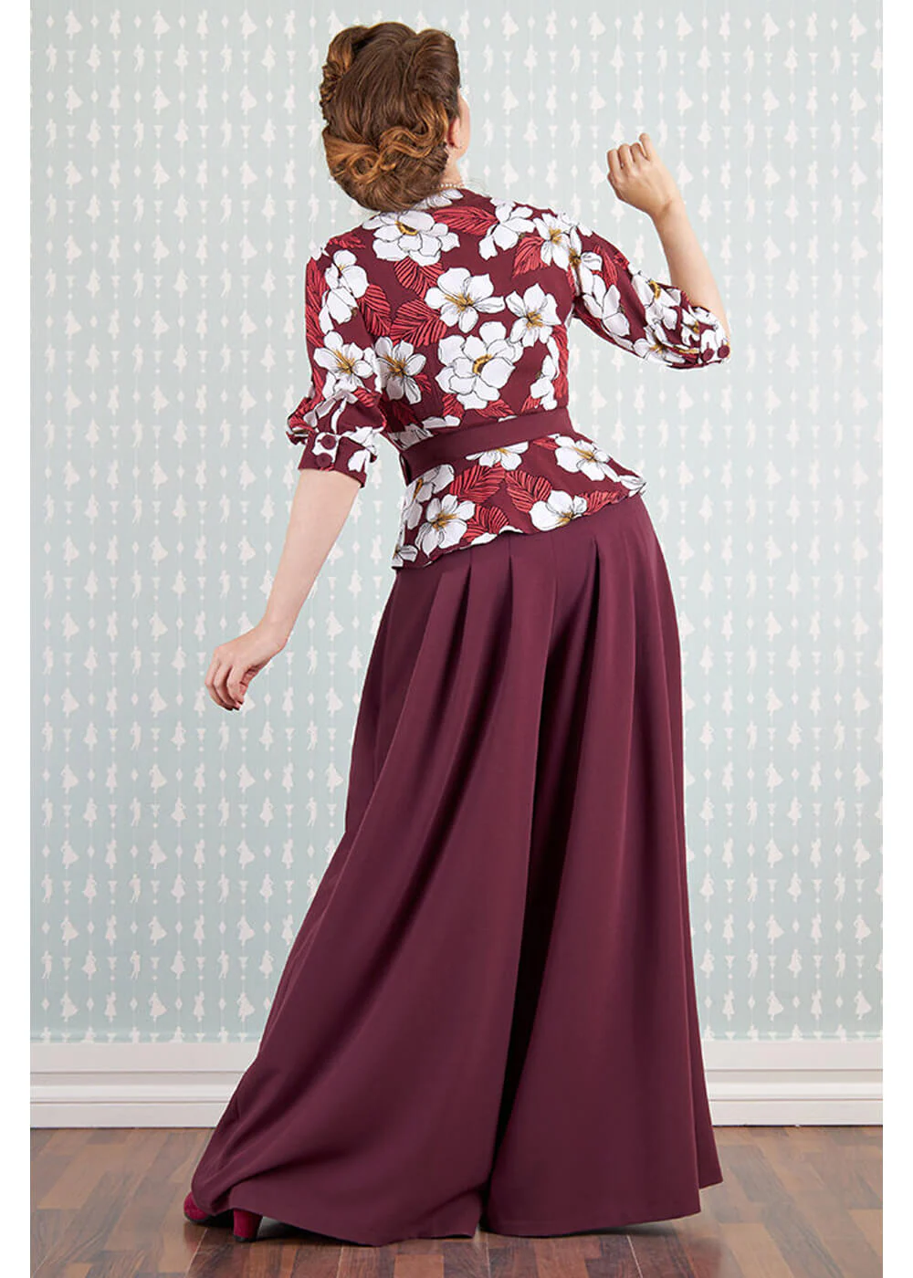 Miss Candyfloss Ladivina Bo Floral Jumpsuit Années 40 Vin – Image 7