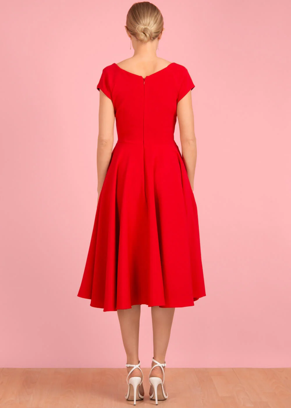 Pretty Dress Company Hourglass Robe Swing Années 50 Rouge – Image 4