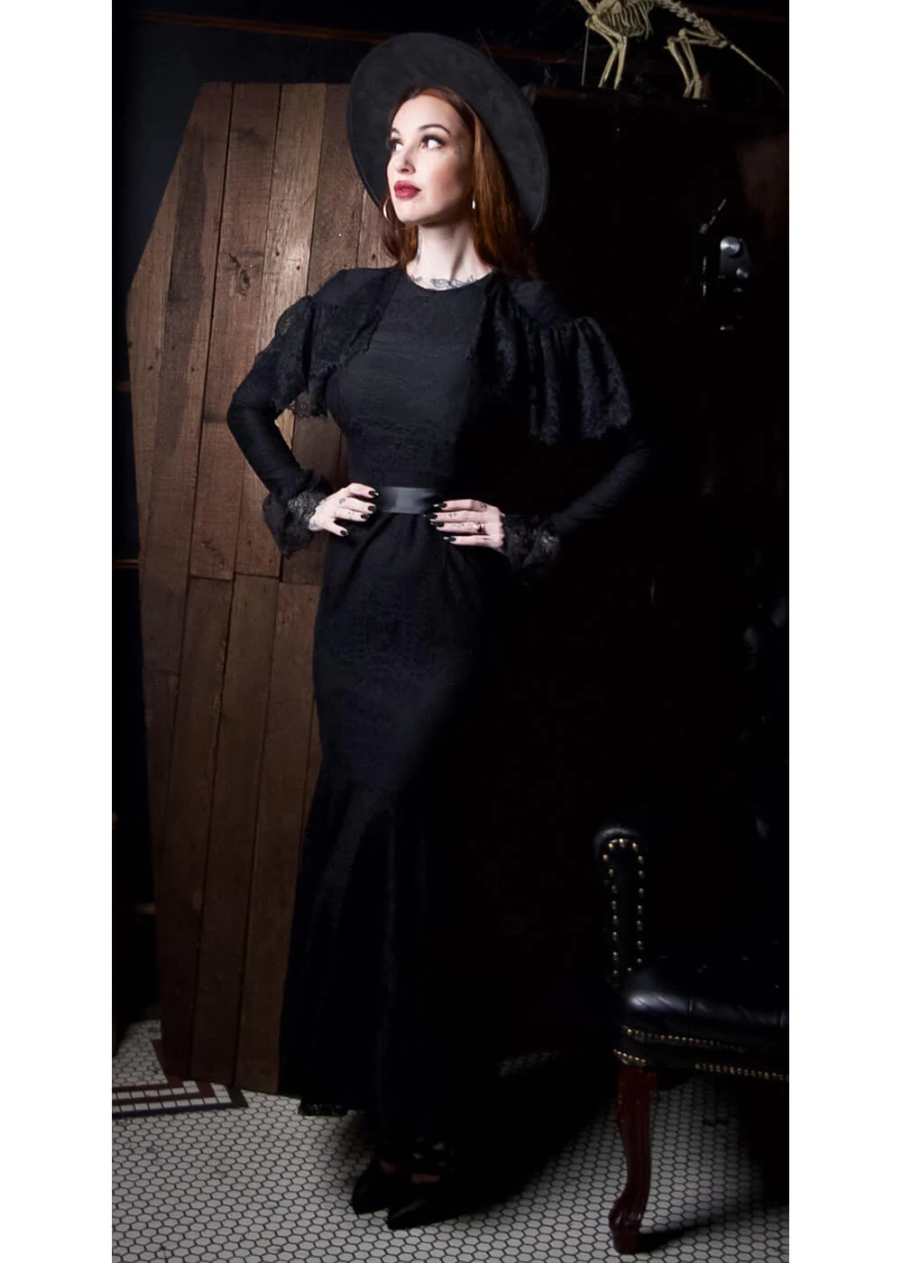 Witchwood Borden Robe Longue Sirène en Dentelle Noire – Image 2